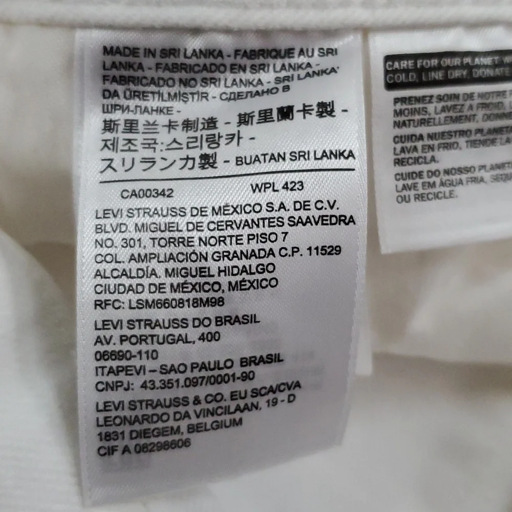 Levi's 711 skinny ankle white jeans